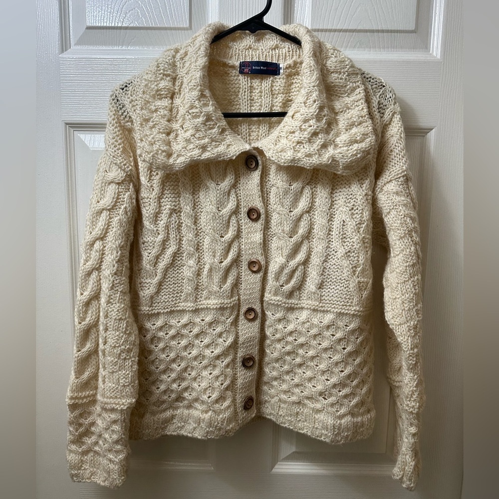 British Wool Fisherman’s Knit Cardigan With Wooden Buttons Large 100% Wool